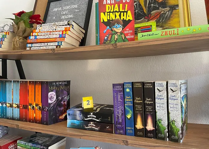 Amor_bookstore Bed & Breakfast